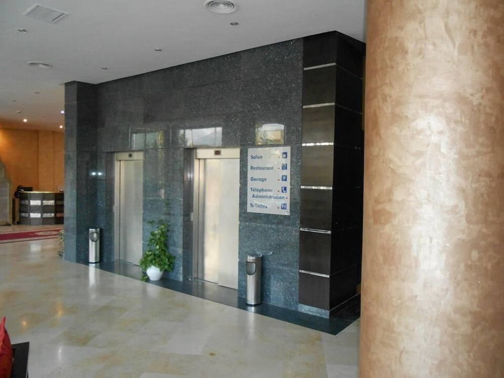 Dream S Hotel 3/37