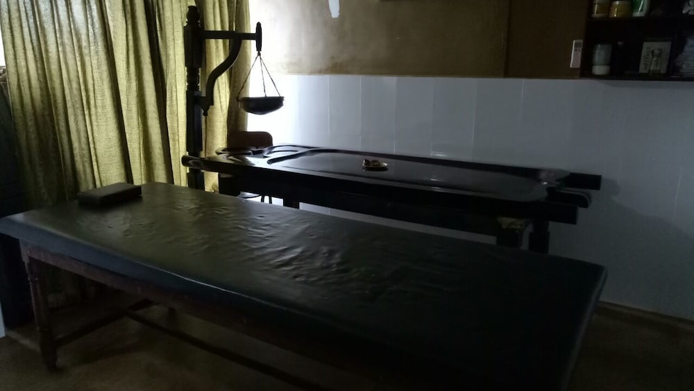 Hotel Bluewaters Cherai 18/46
