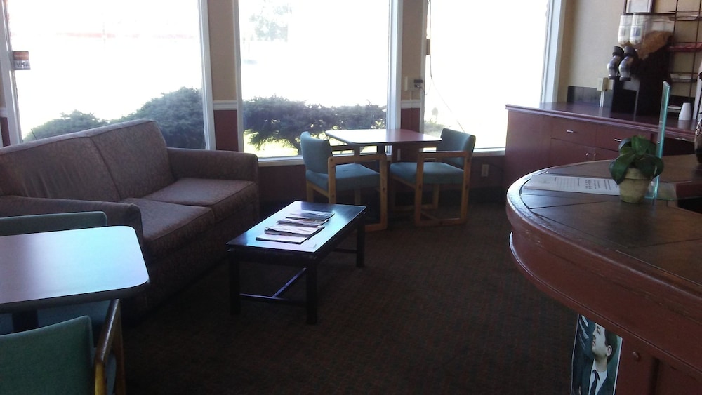 Cedars Inn Lewiston 14/27
