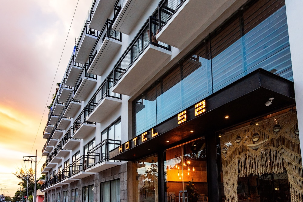 Sunday Hotel 52 at Playa del Carmen in PLAYA DEL CARMEN