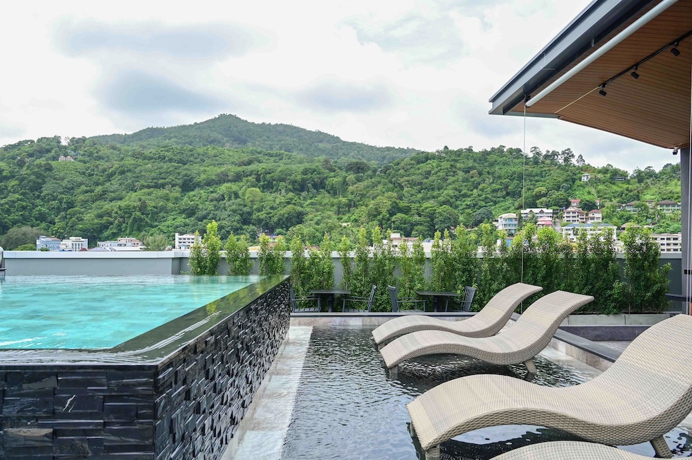 Chateau Du Village Patong 61/65
