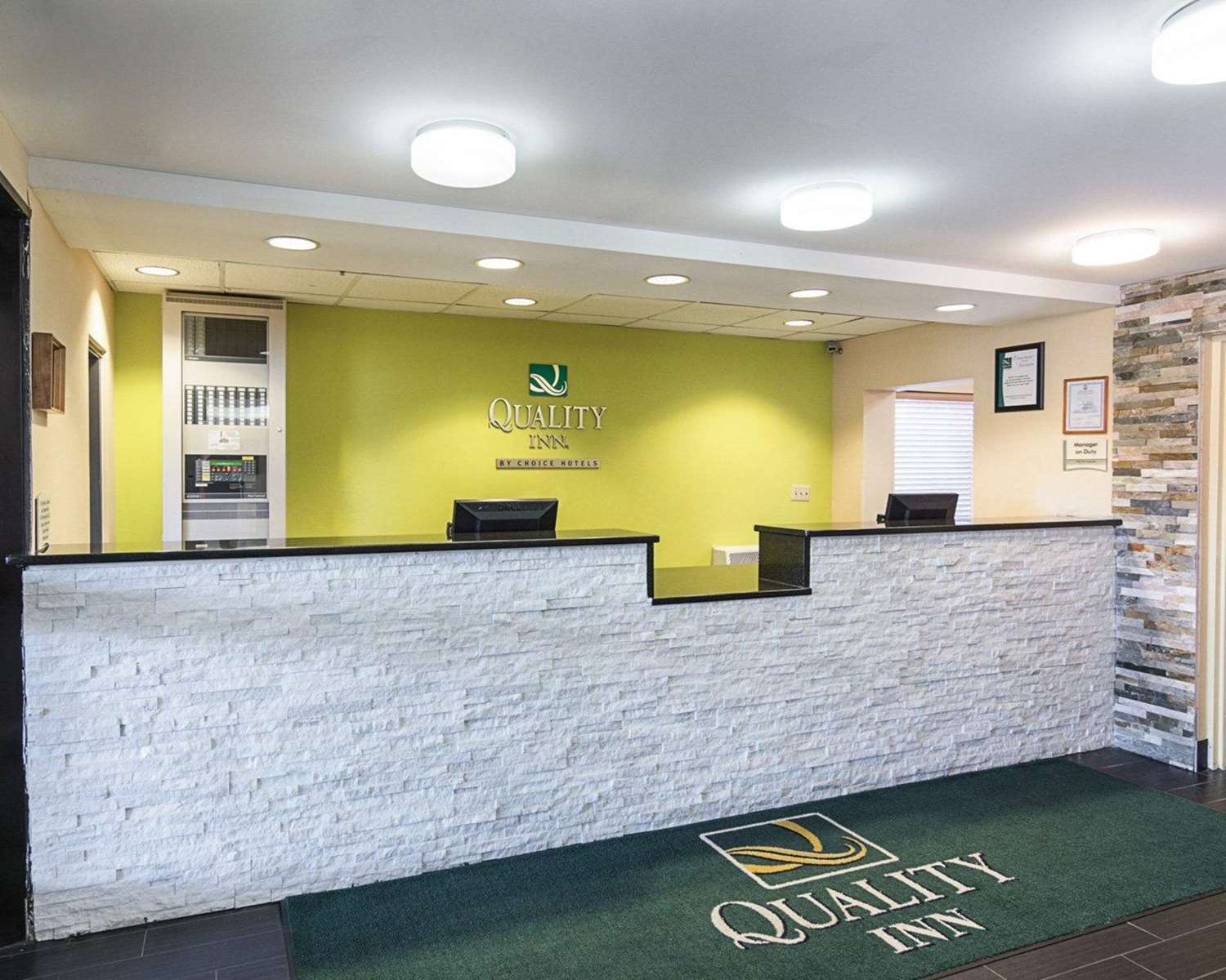 Quality Inn Richmond Airport 7/37