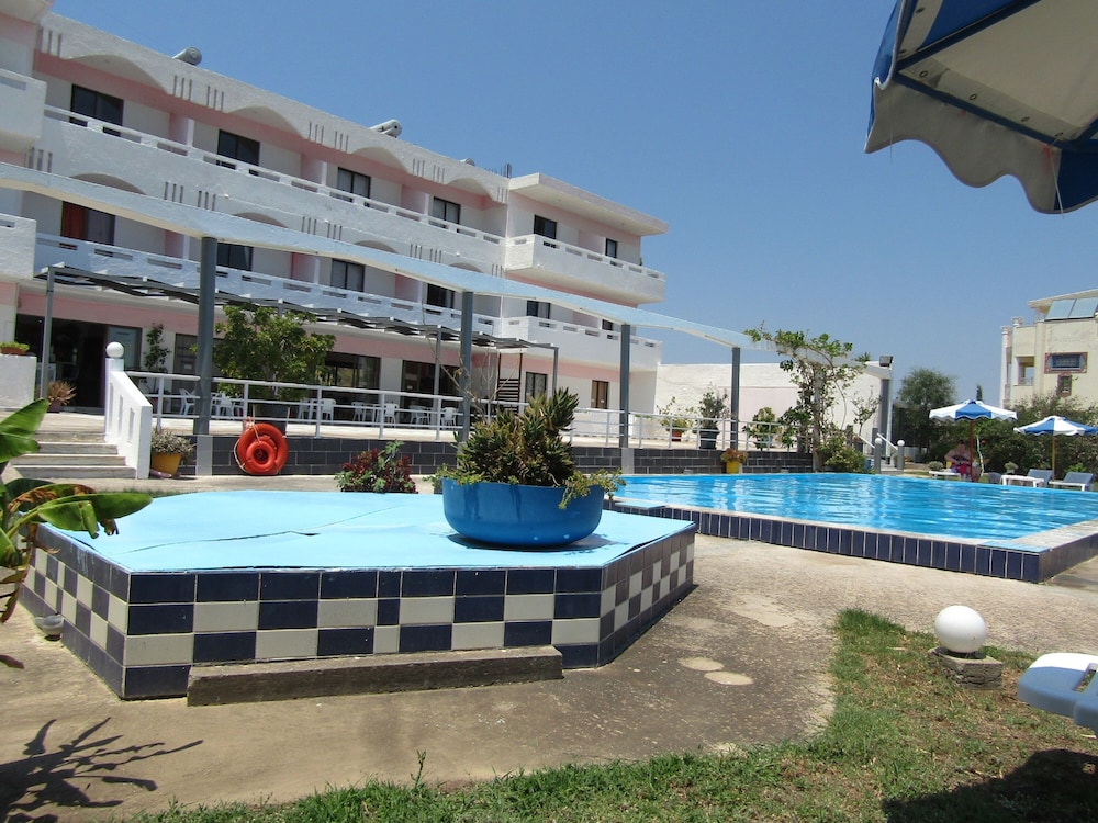 Oleander Aparthotel in FALIRAKI