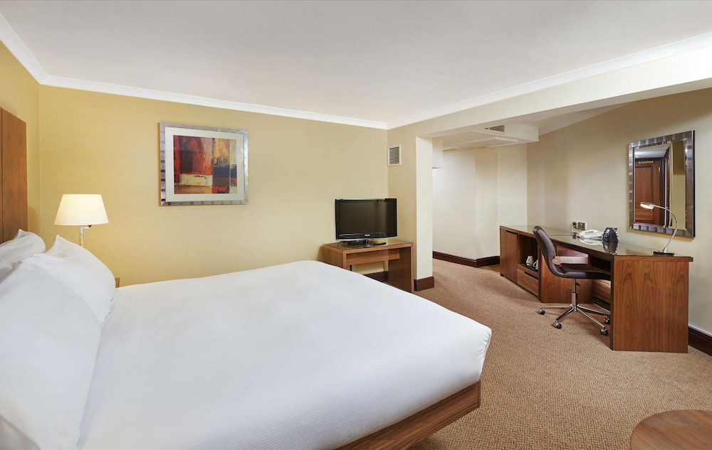 DOUBLETREE BY HILTON SOUTHAMPTON 14/93