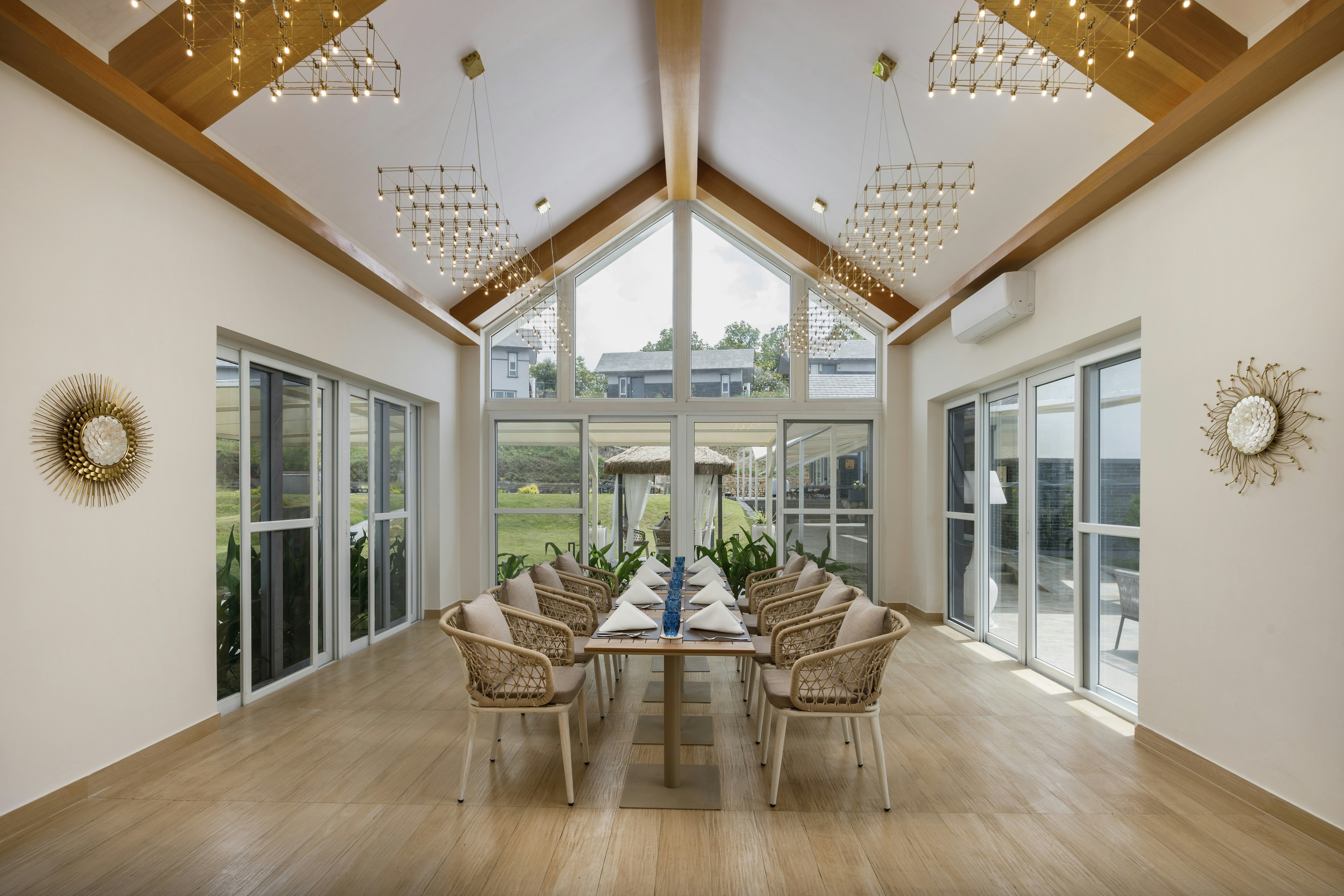 Himalayan Hideaway Resort Pokhara, The Centara Collection 37/62