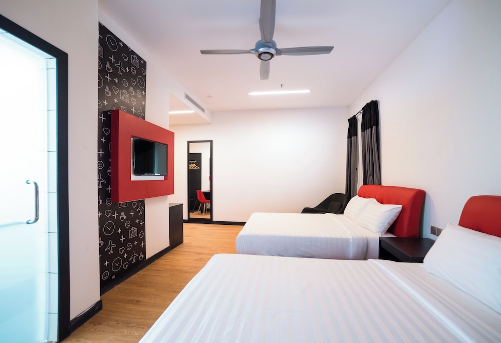 Tune Hotel Klia2 27/61