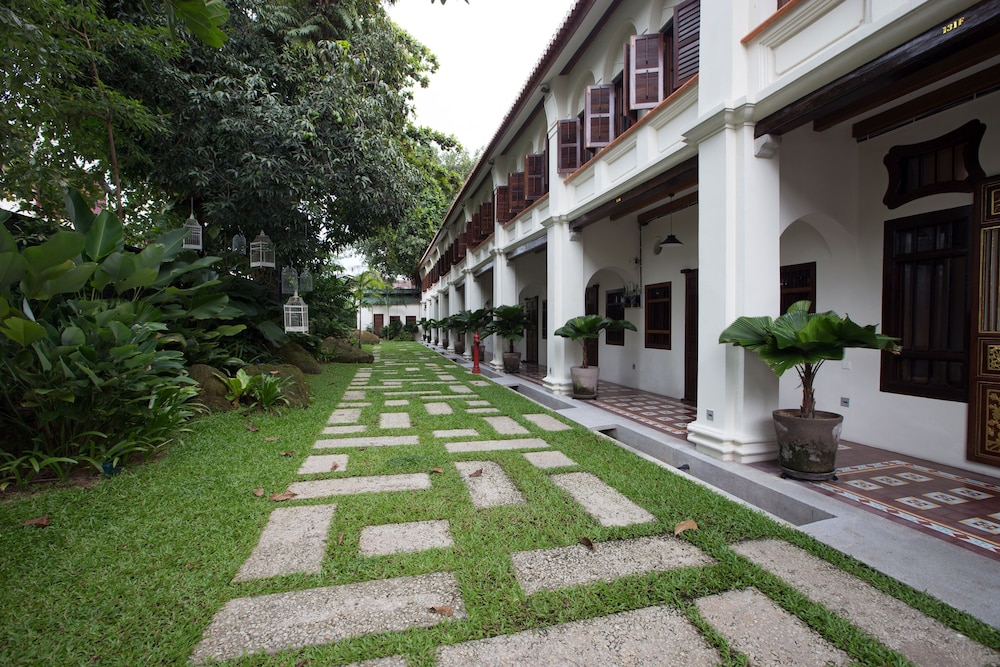 Muntri Grove 9/44
