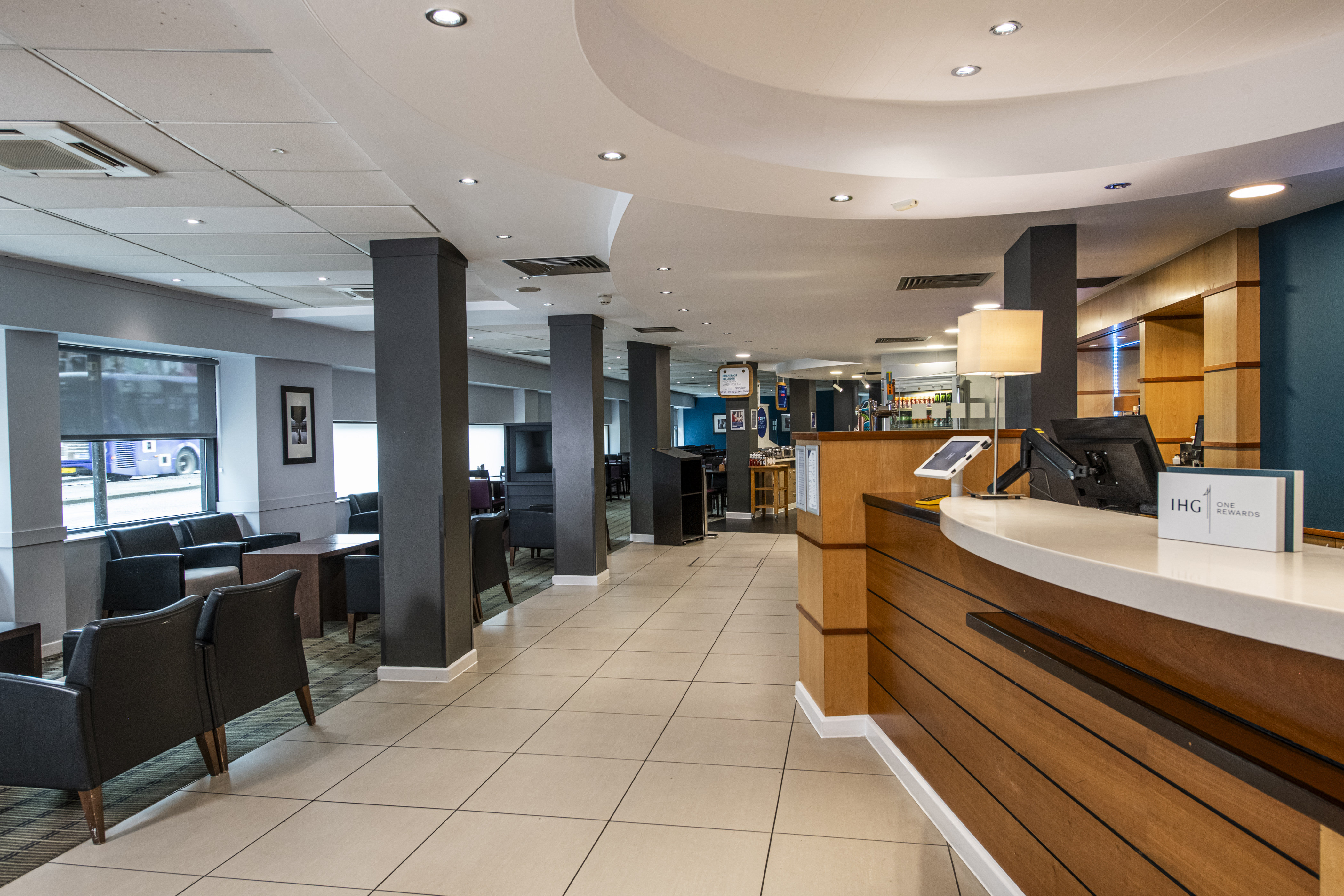 Holiday Inn Express Glasgow City Centre Riverside 9/45