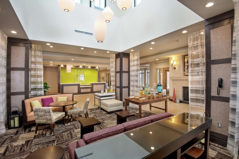 Hilton Garden Inn Pittsburgh Airport South - Robinson Mall 27/48