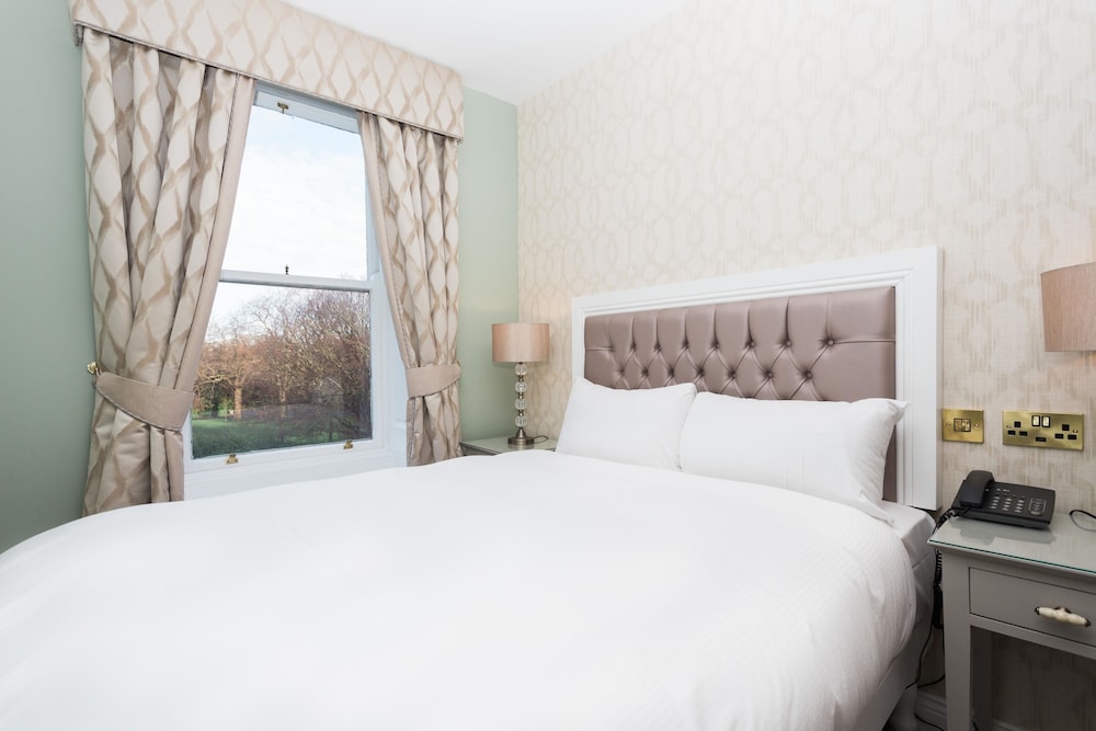 STANDARD, DOUBLE BED