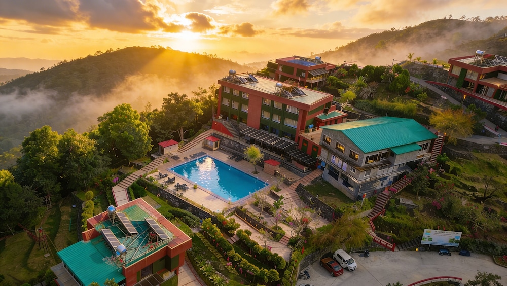 Aamari Resorts 11/51