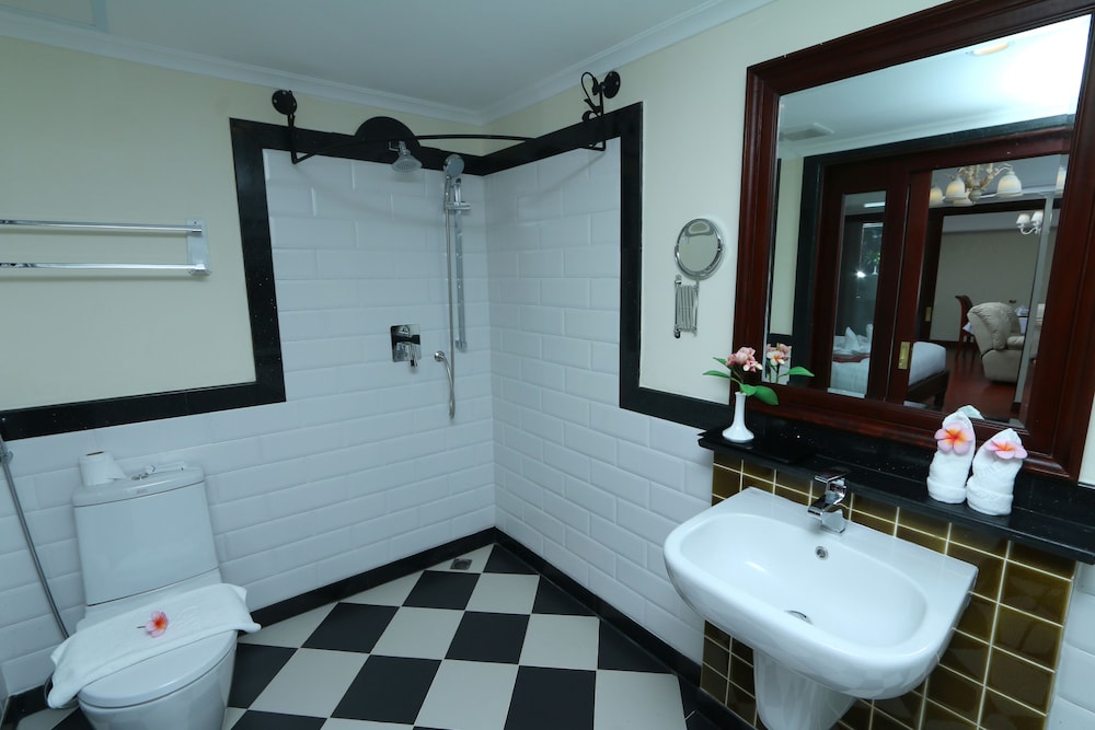 Phasouk Vien Chantra Hotel 8/45