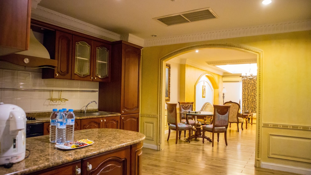 Four Seasons Place Pattaya 66/80