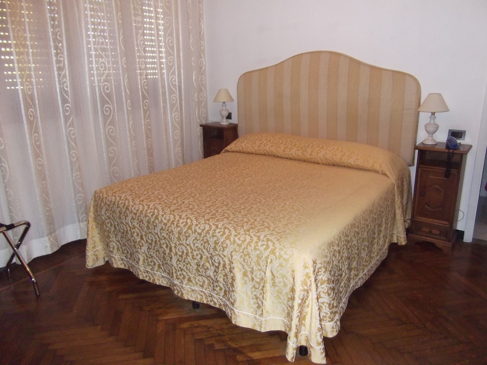 Hotel La Vela 24/46