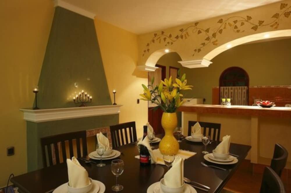 SUITES BELLO XOCHIMILCO 19/32
