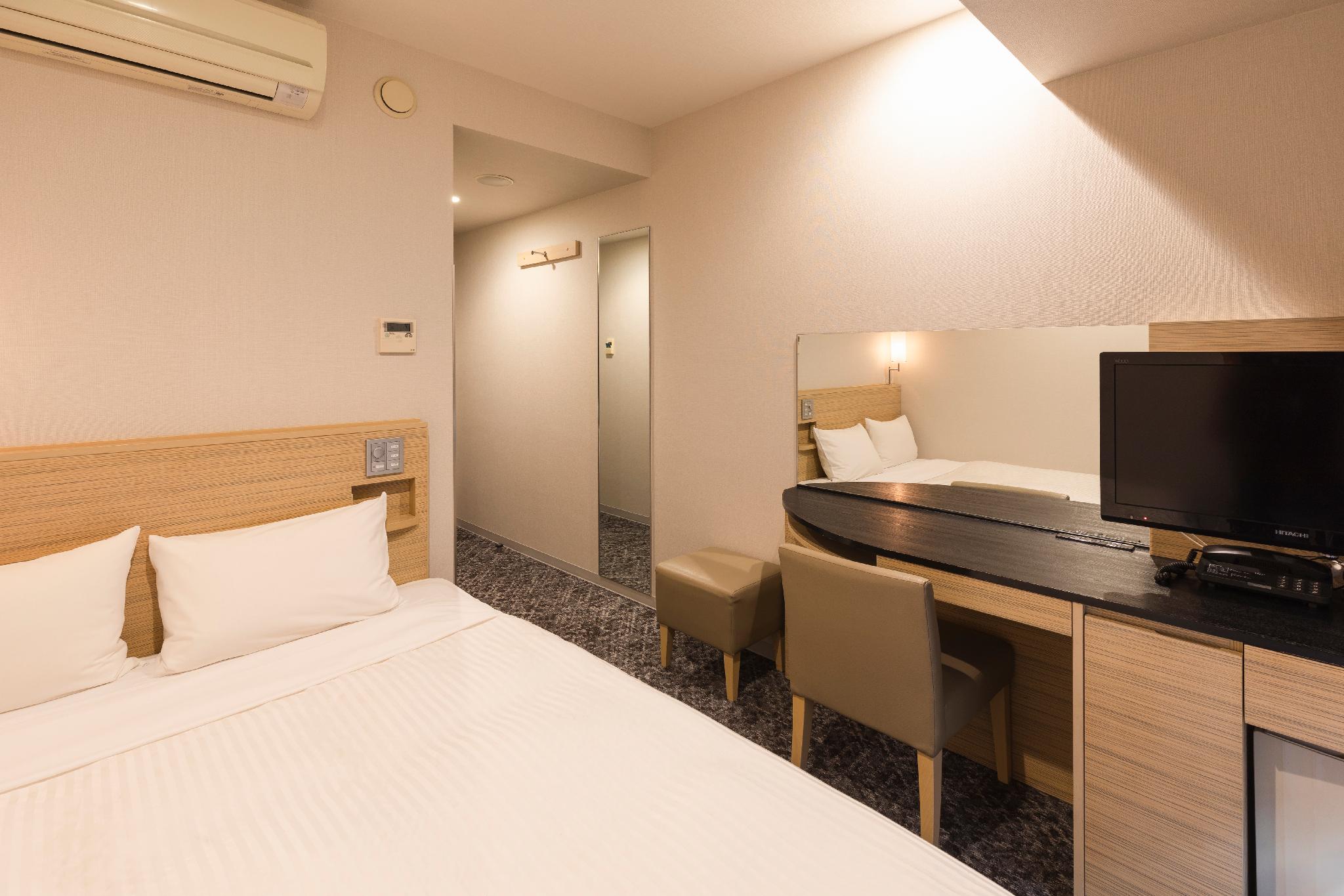 Inner Court, Double Bed, Smoking