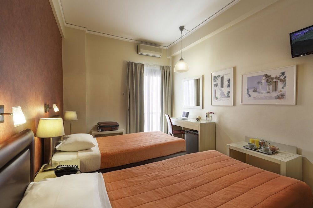 Lilia Hotel Piraeus 20/47