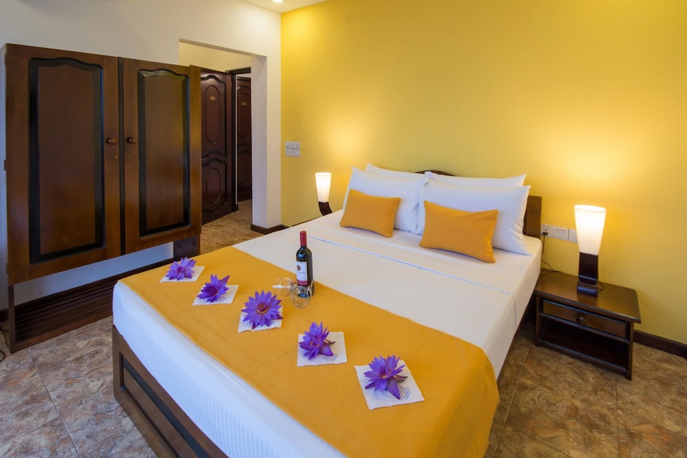 Ceyloni Panorama Resort 8/59