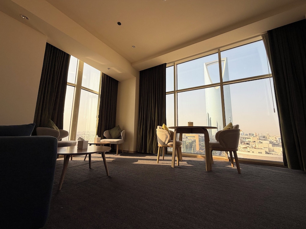 أجنحة نوفوتيل الرياض ديار(Sunday Hotel Al Olaya formerly Novotel Suites Riyadh Centre) 62/75