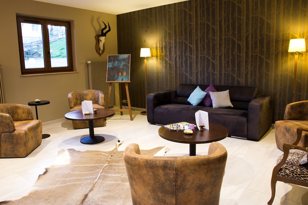 HOTEL AU CHASSEUR 43/57
