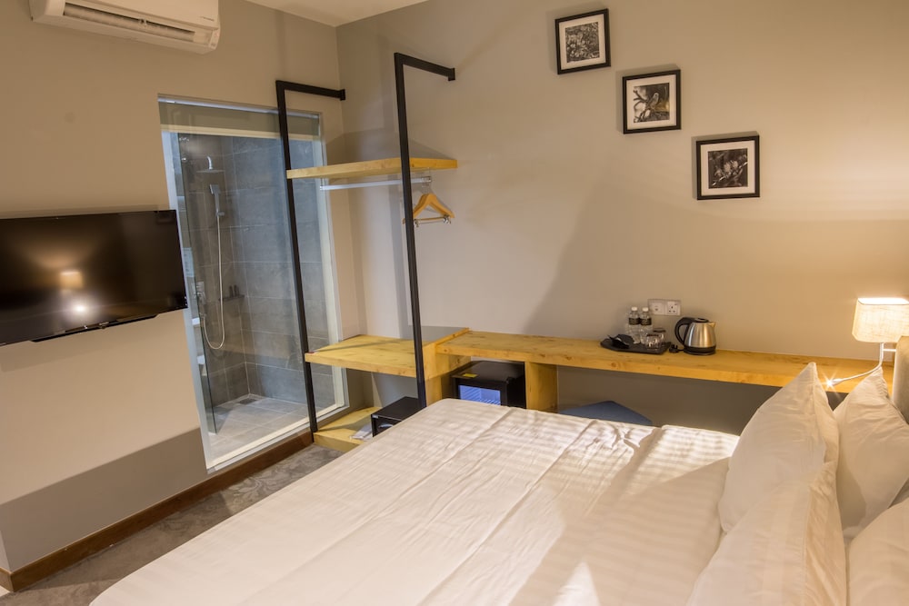Redpine Boutique Hotel 29/38
