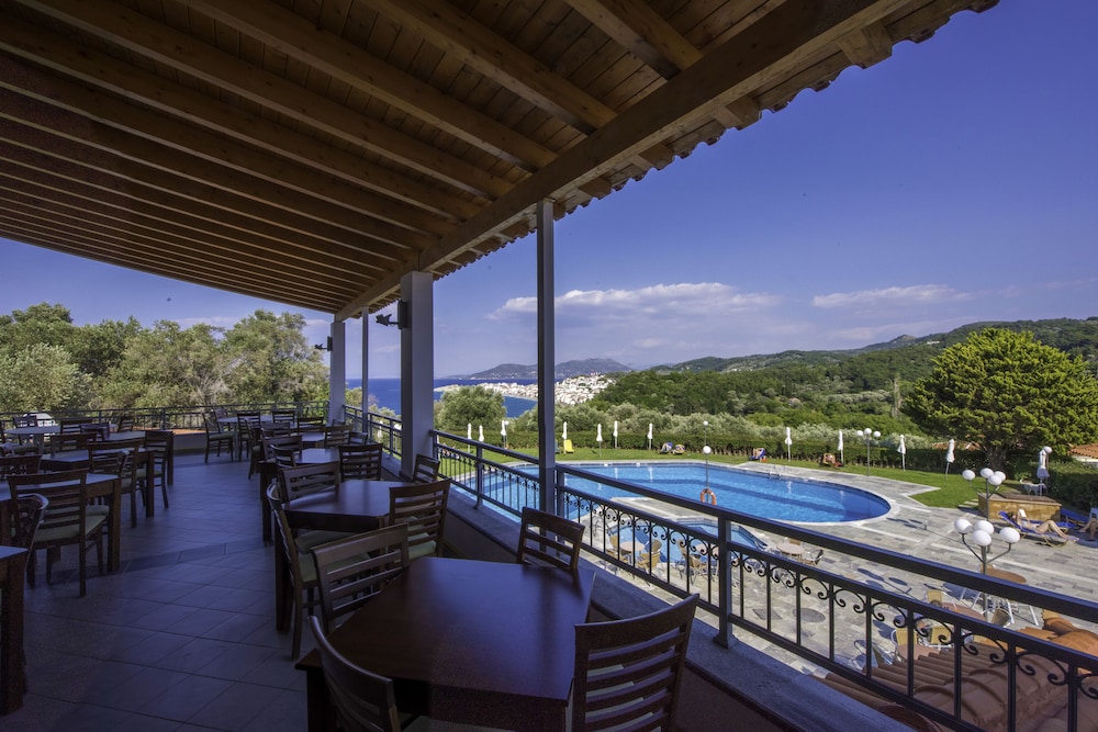 Arion Hotel Samos 40/63