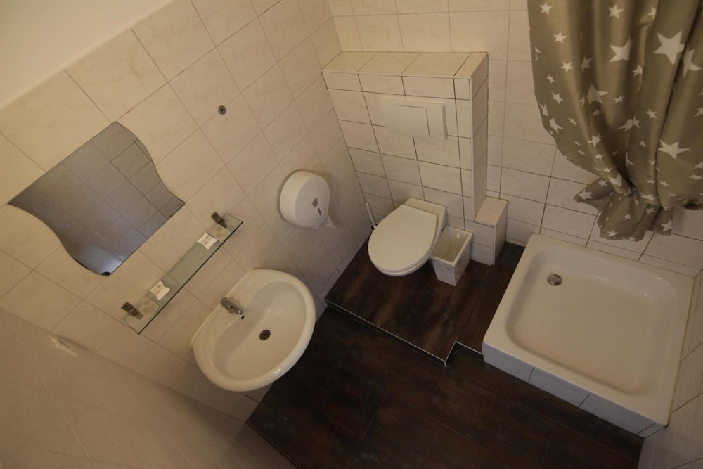 Metropol Hostel Berlin 50/50
