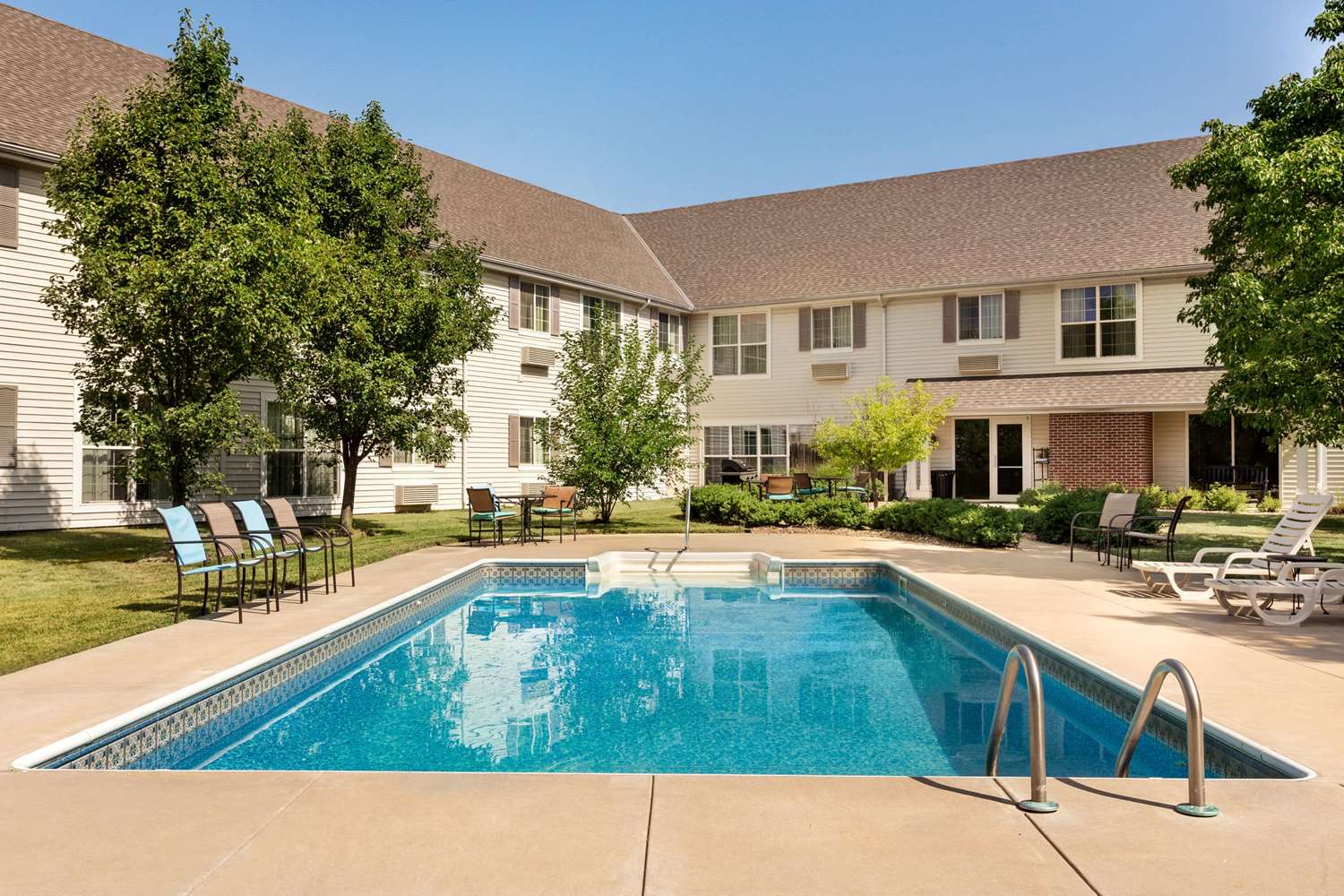 Baymont by Wyndham Wichita East 37/39