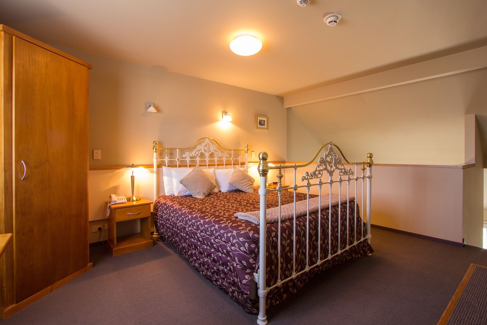 Balmoral Lodge Motel 25/59