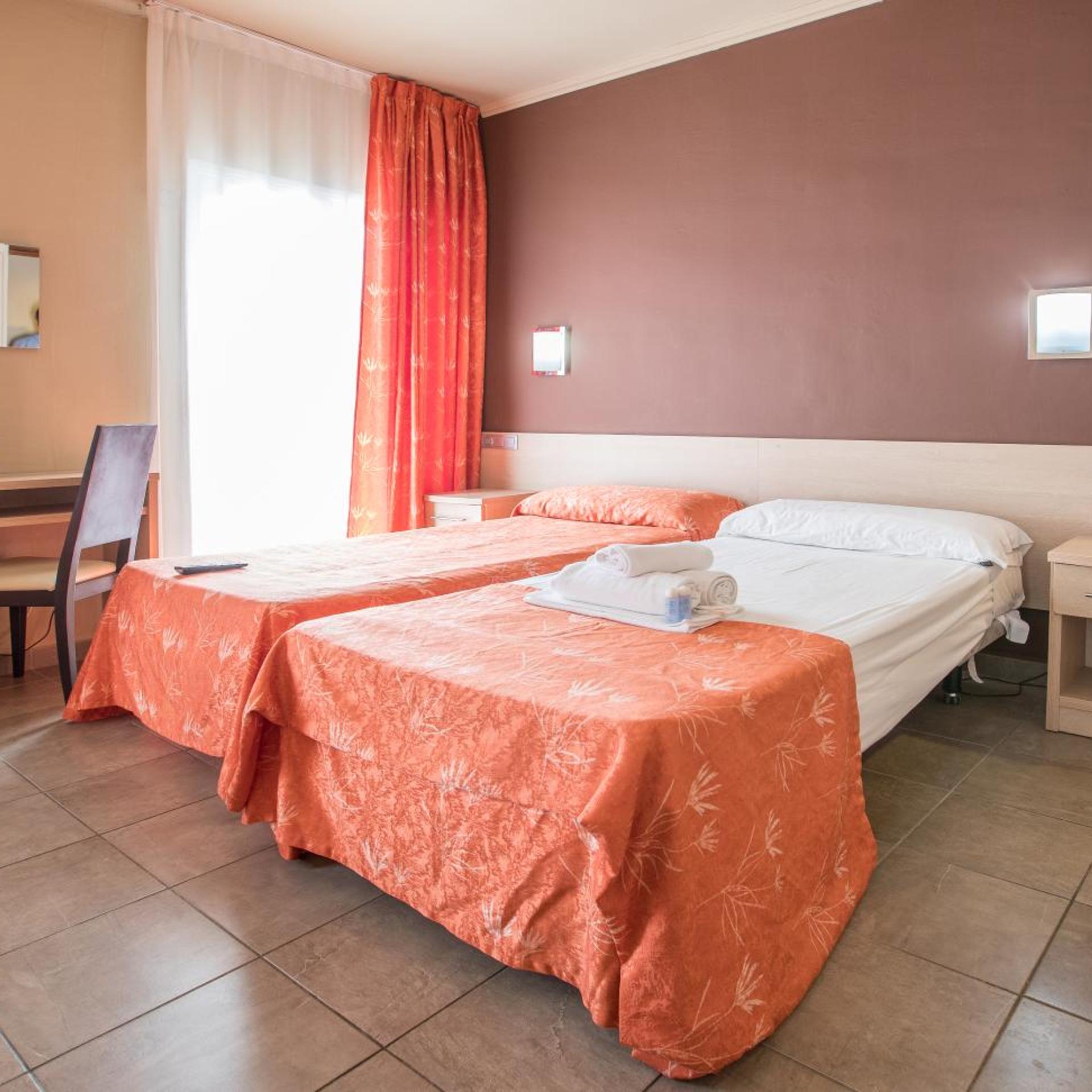 Tossa Beach Hotel 19/62