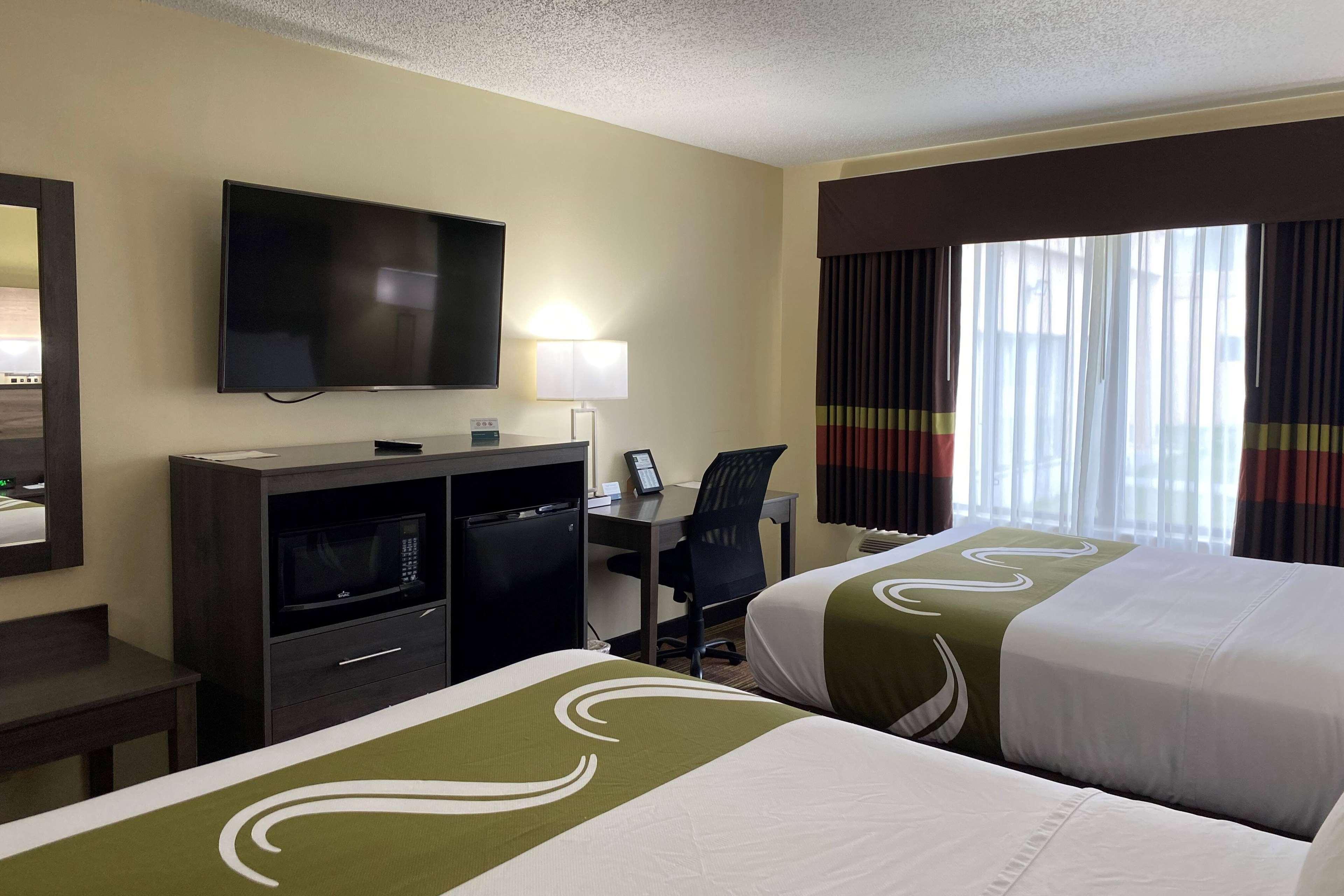 Efficiency, Studio, Suite, 2 Queen Beds