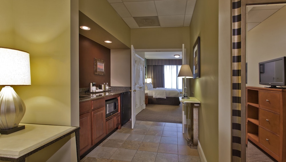 The Rockville Hotel, a Ramada by Wyndham 49/50
