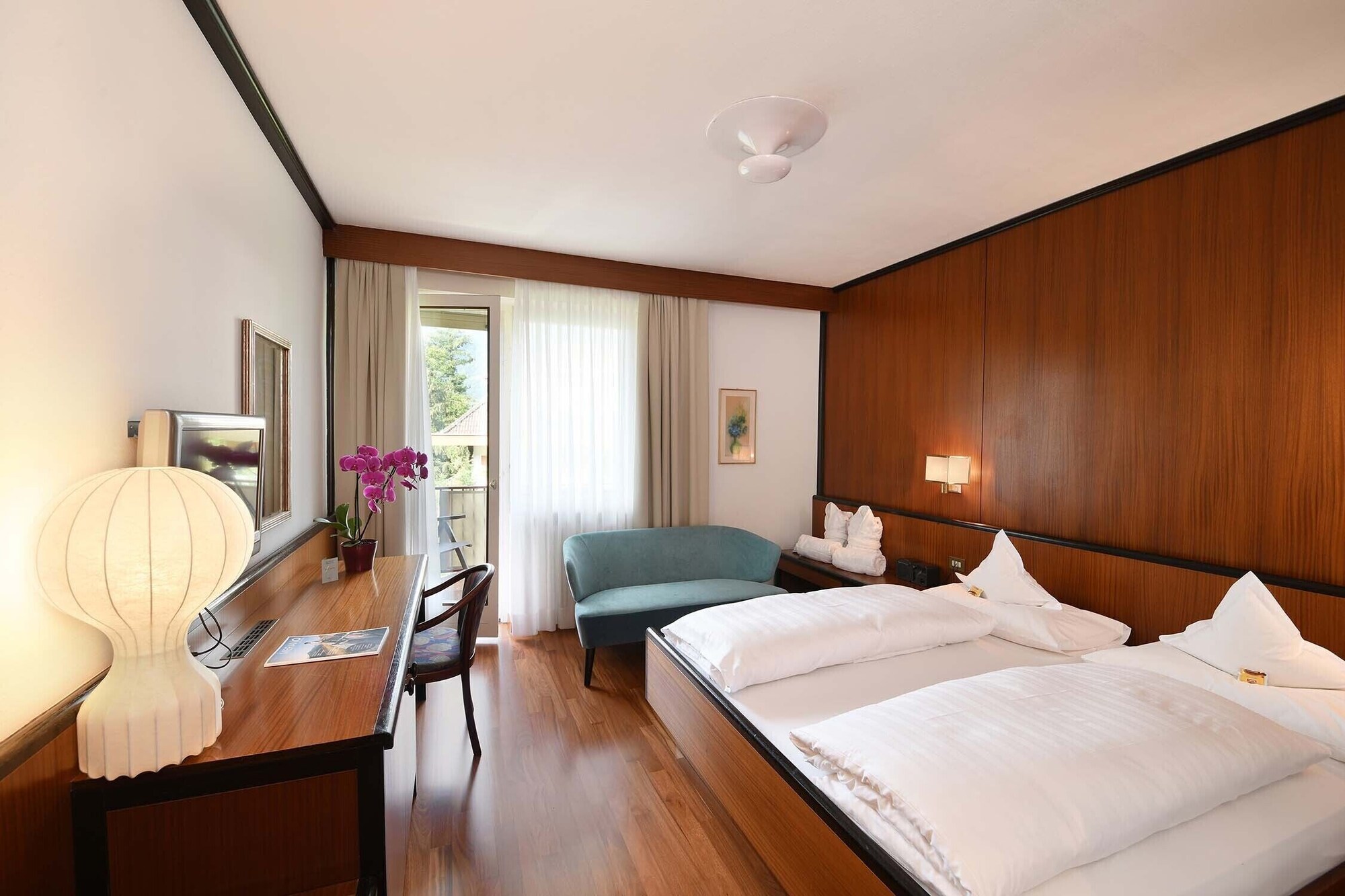 Room, Double Bed, Balcony, South Side
