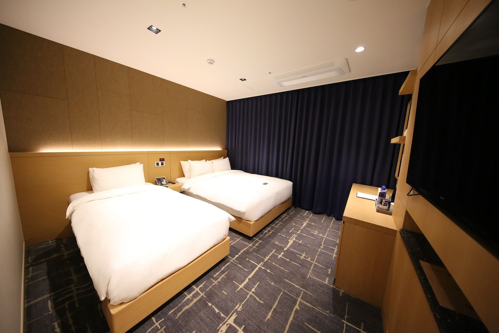 Sea Cruise Hotel 15/64