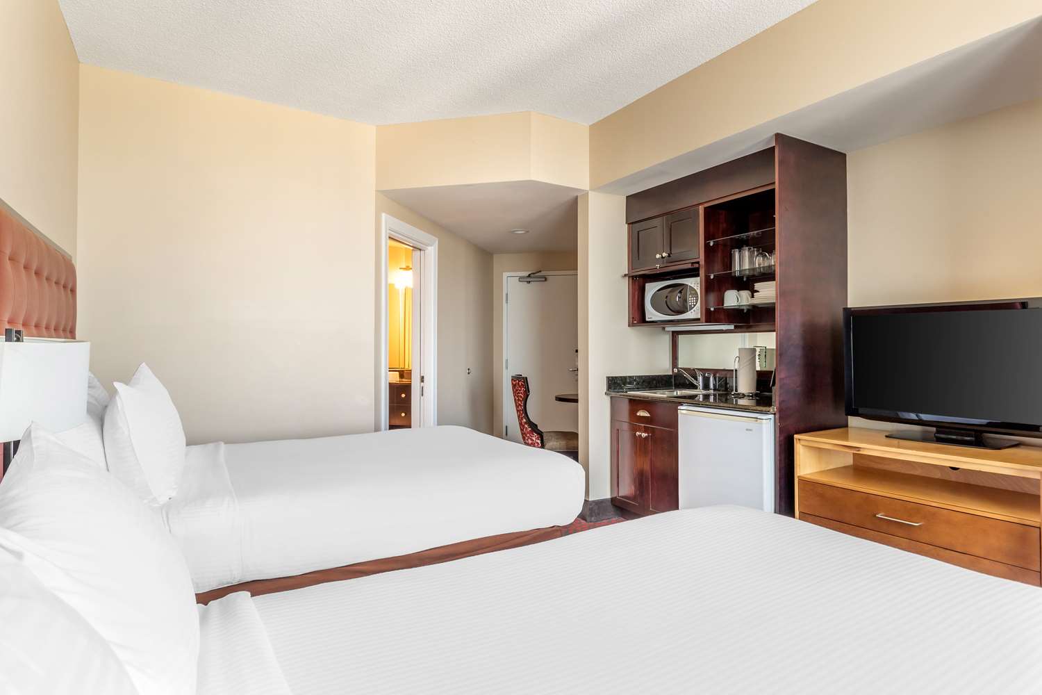 STUDIO, 2 DOUBLE BEDS, OCEAN VIEW