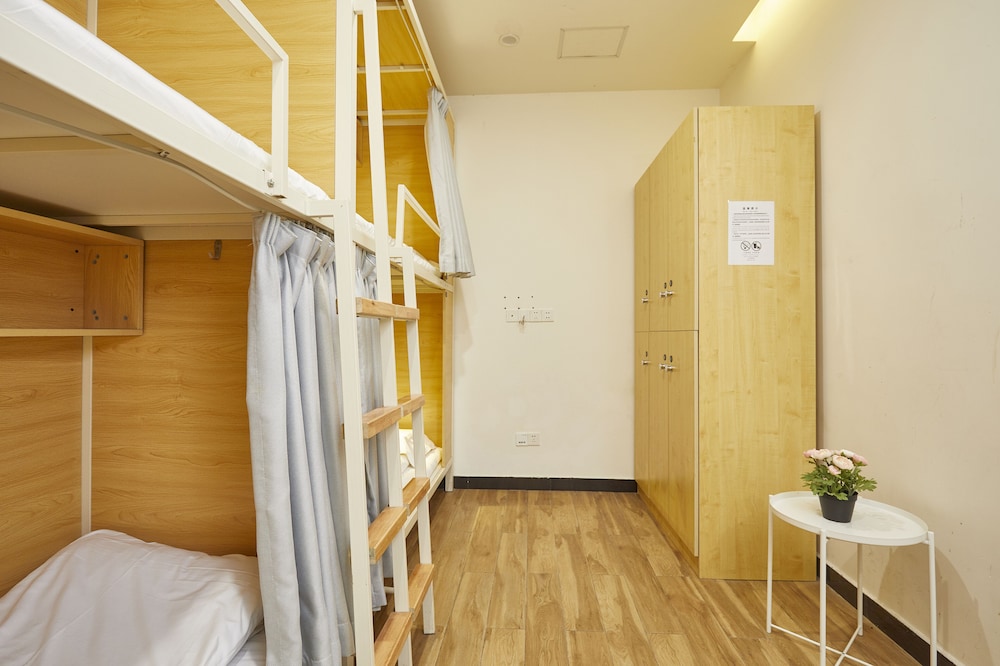 Shanghai Meego Youth Hostel 47/50