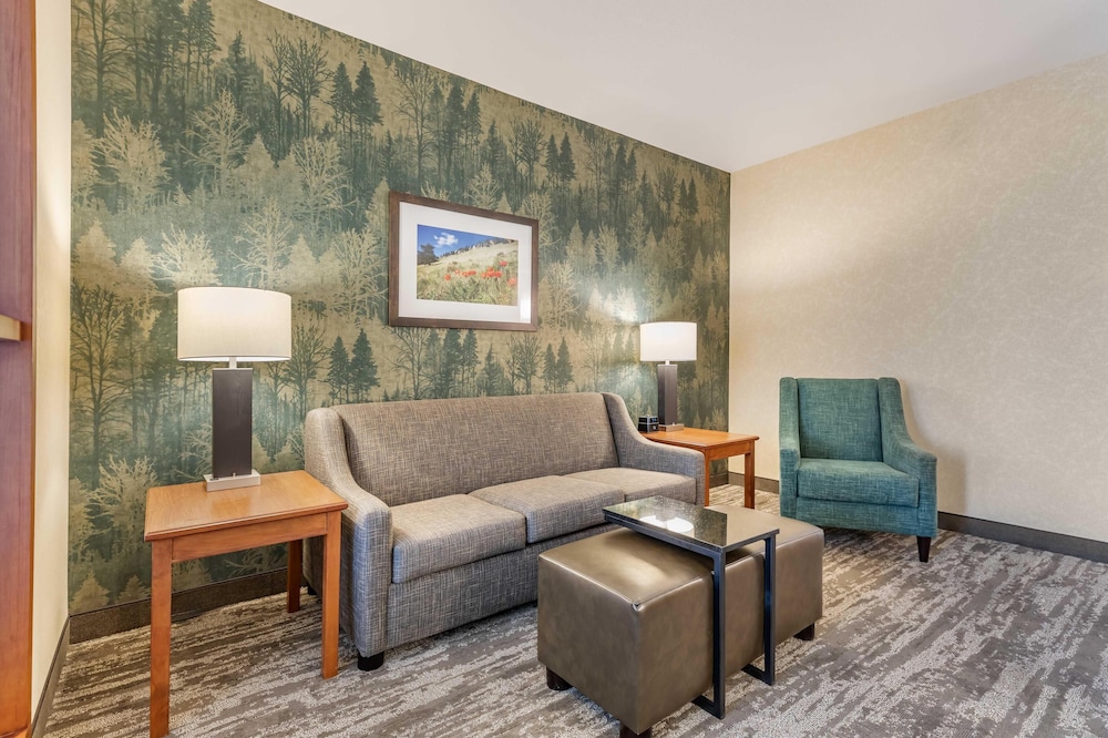 Drury Inn and Suites Denver Central Park 29/50