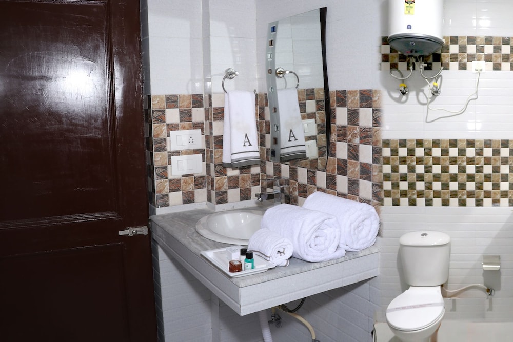 Hotel Ashiana Palampur 24/26