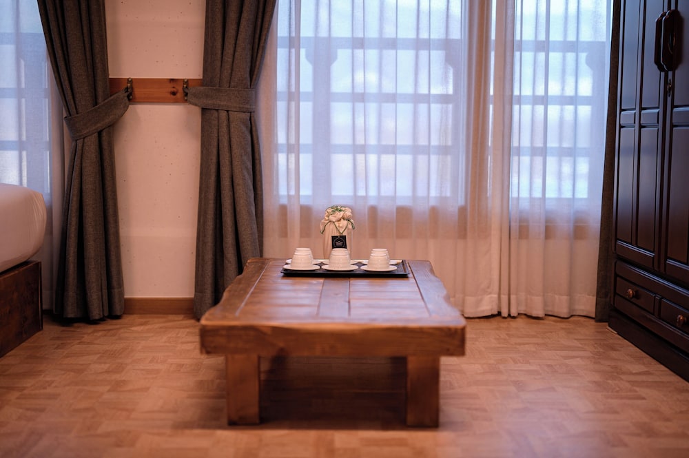 Wangyijimil Hanok Hotel 22/46