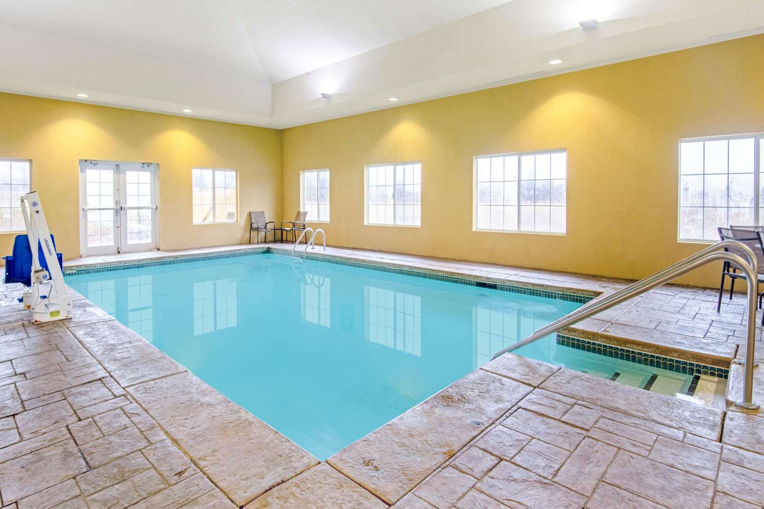 La Quinta Inn & Suites by Wyndham Lawton / Fort Sill 27/47