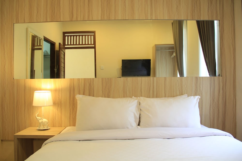 2 BEDROOMS, VILLA