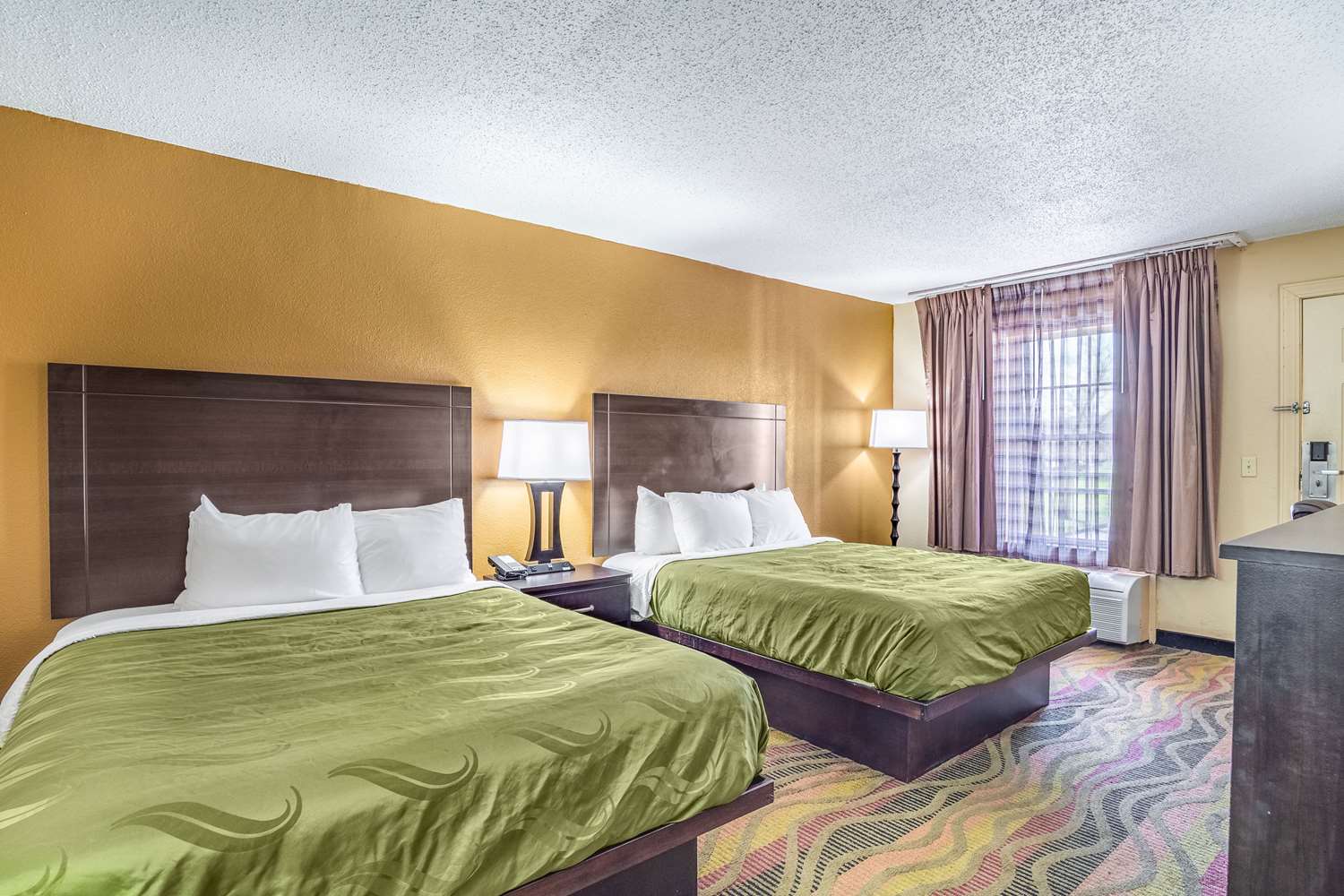 Quality Inn & Suites Santee I-95 12/31