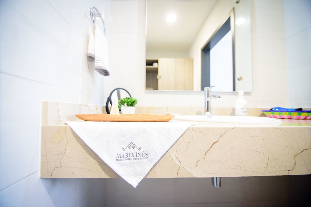 Maria Ines Hotel Suite 58/59