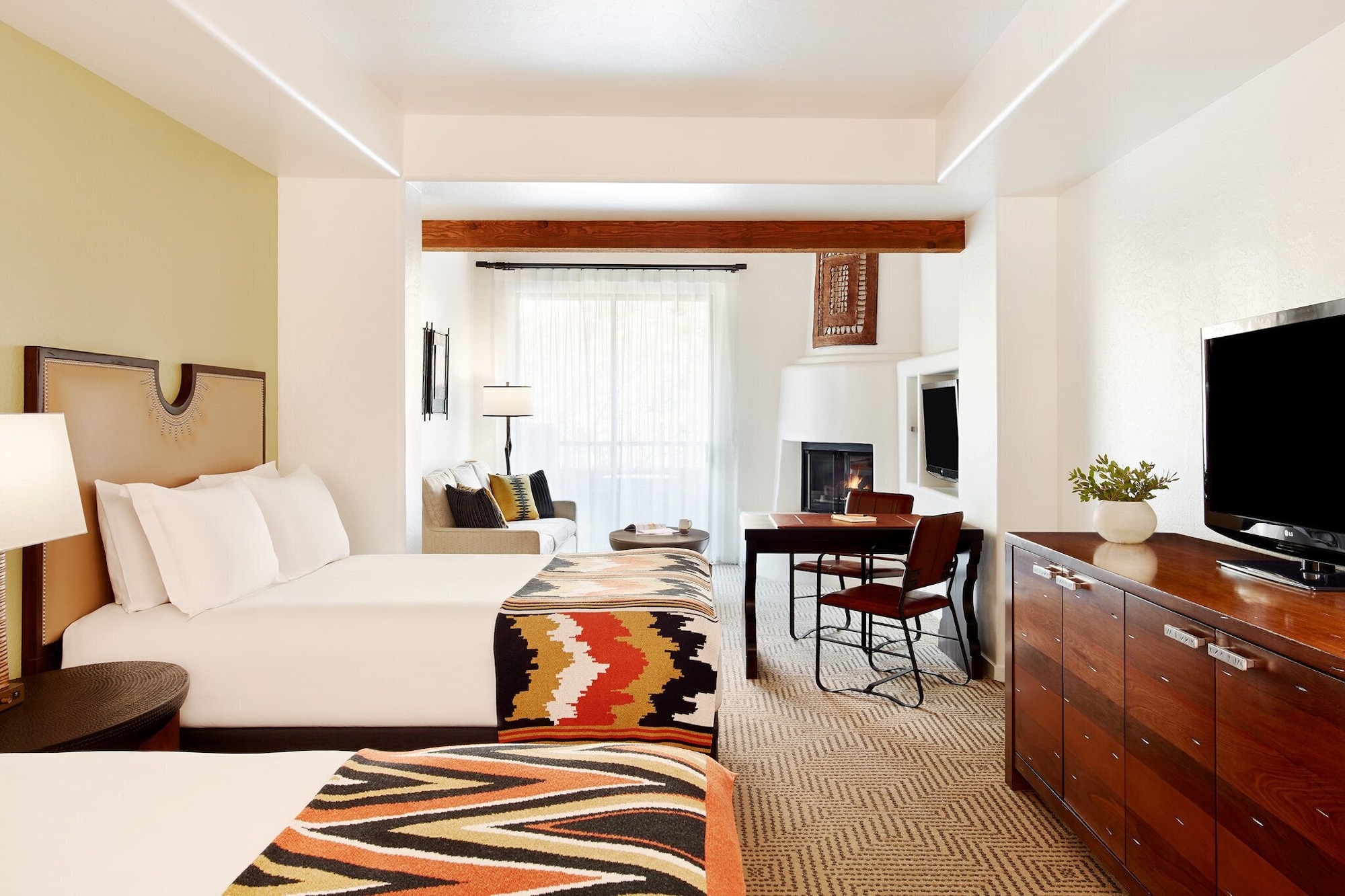 junior suite, 2 queen beds