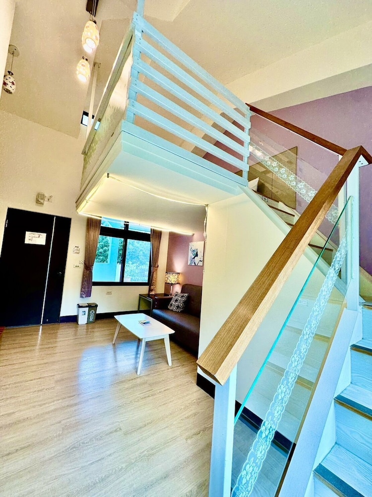 Li Wu Zuo Can B&amp;B 7/71