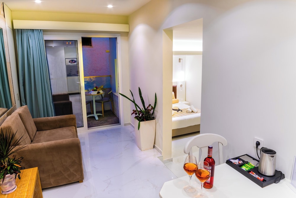 W Suites 49/70