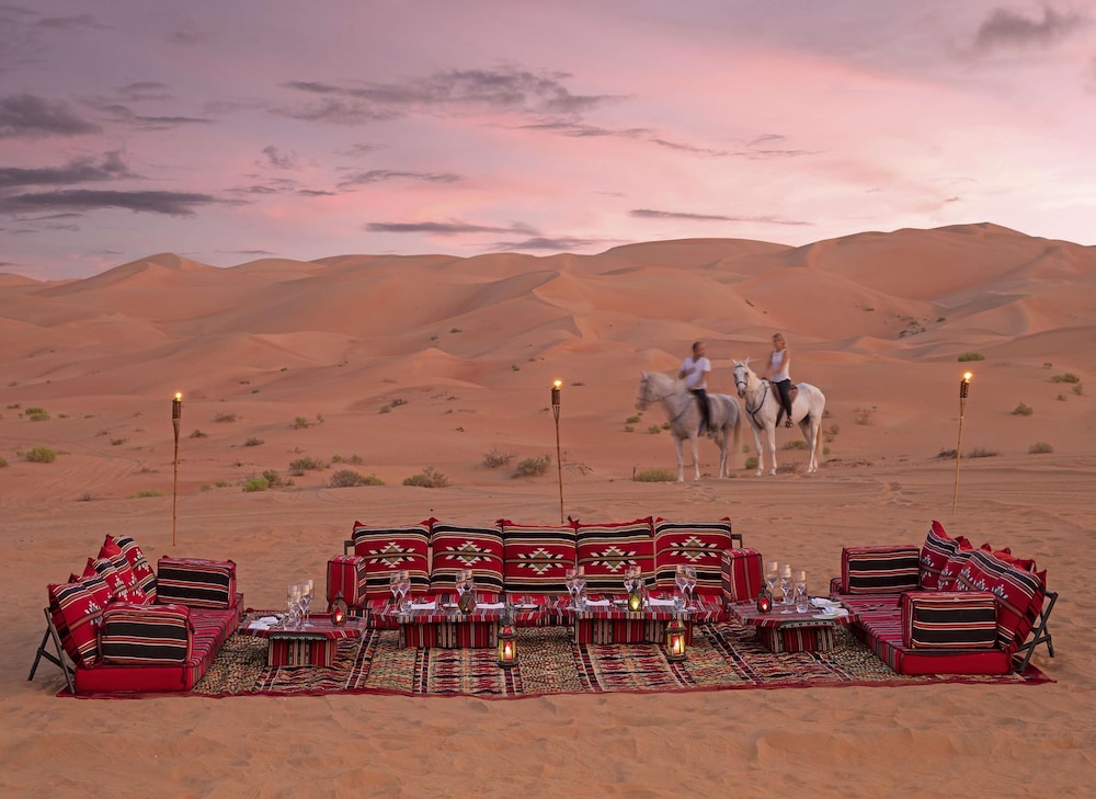 Qasr Al Sarab Desert Resort By Anantara 70/73