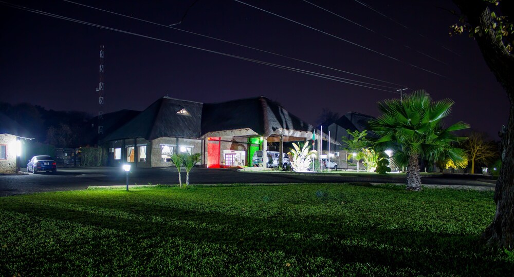 Chrismar Hotel Livingstone 7/41