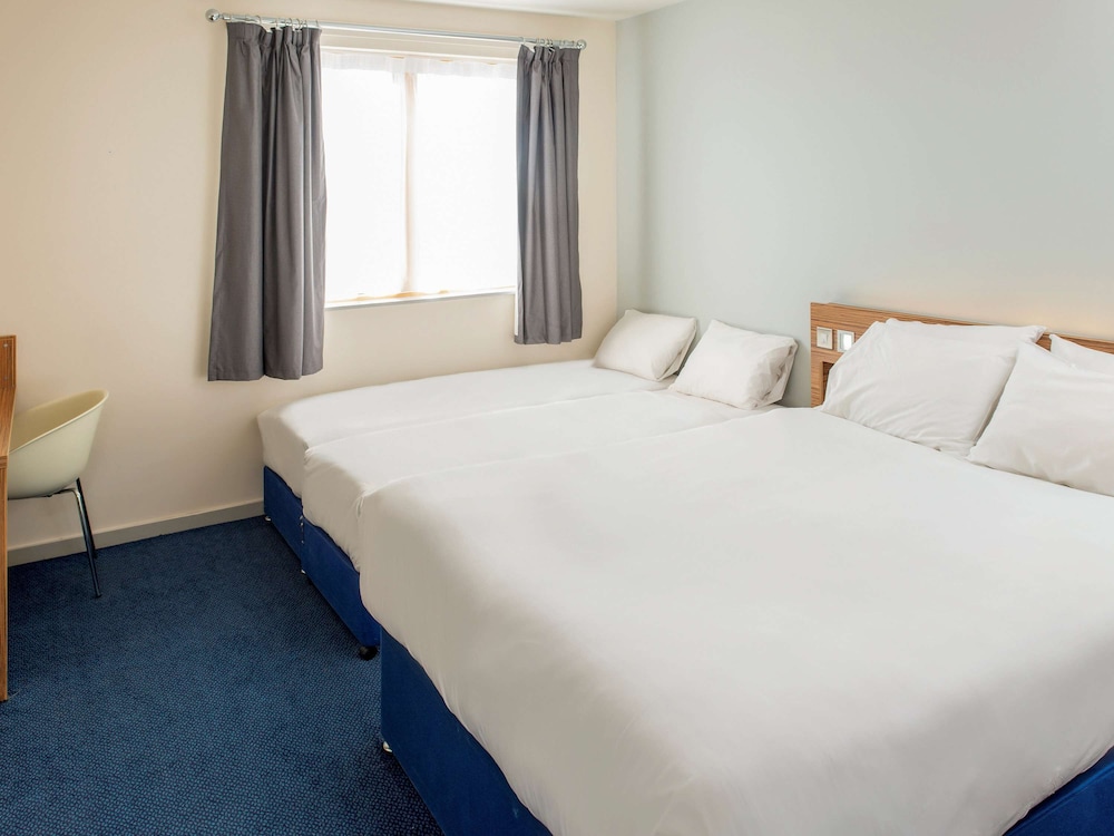 GO2 Lancaster Centre Hotel by OYO 8/45