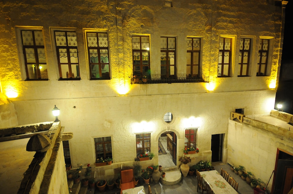 Kardesler Cave Hotel 35/48